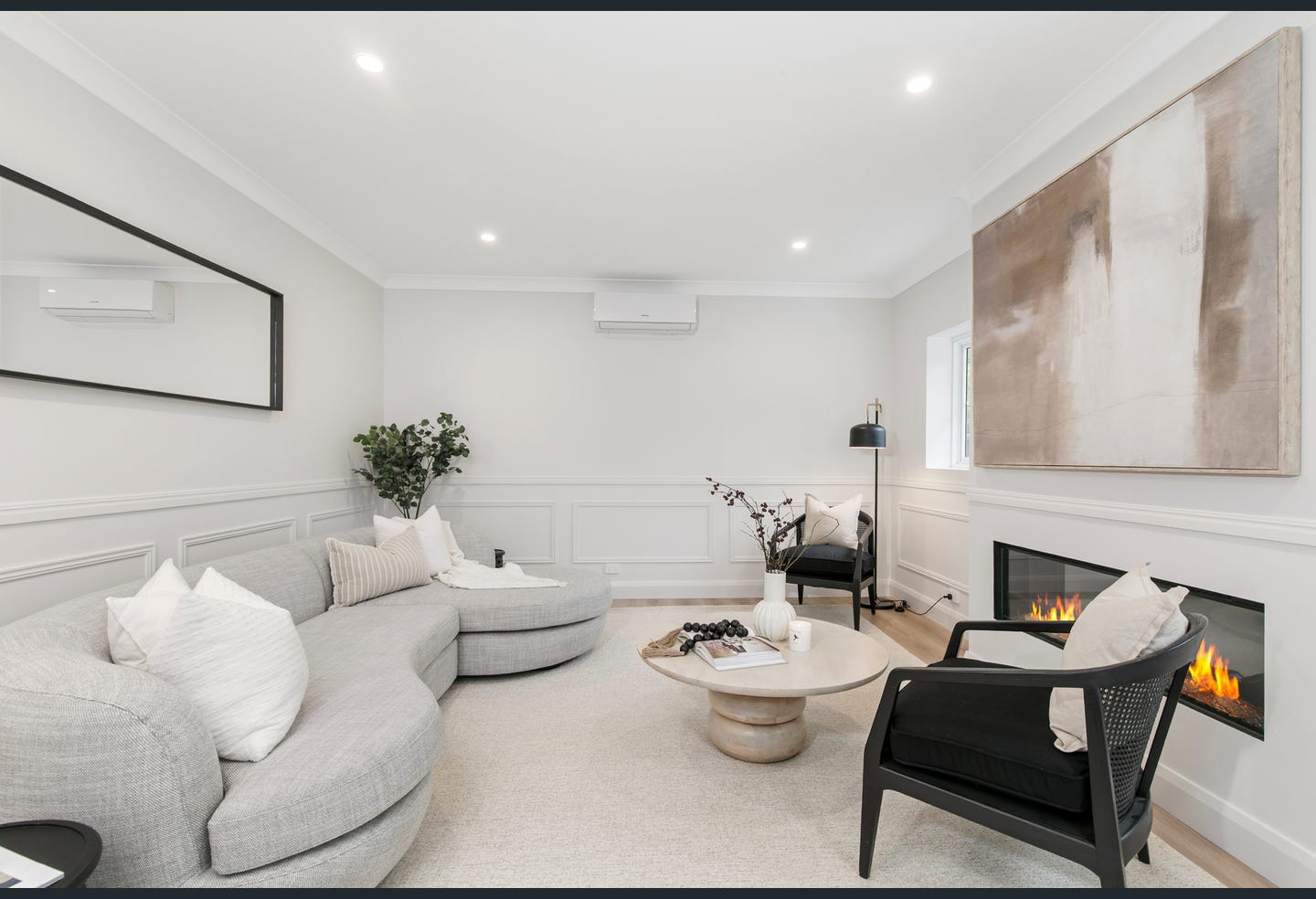 Wahroonga renovation â living room and kitchen by BuiltByAJ